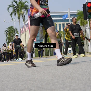 Runner Photo 6542178