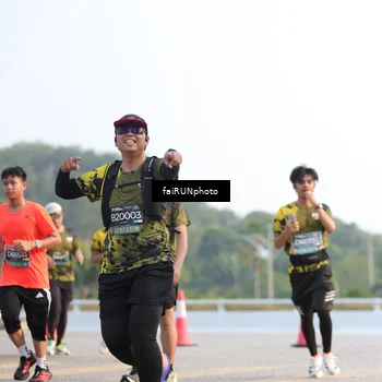 Runner Photo 6542192