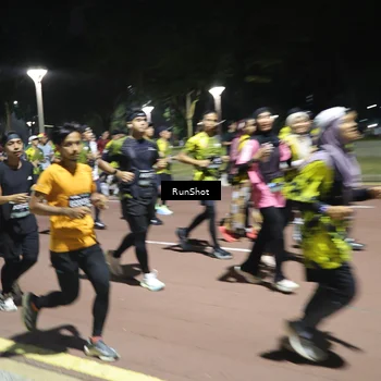 Runner Photo 6542202