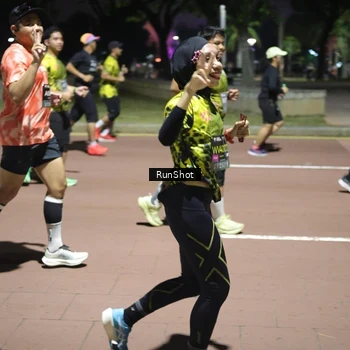 Runner Photo 6542218