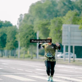 Runner Photo 6542225