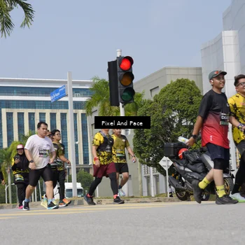 Runner Photo 6542230