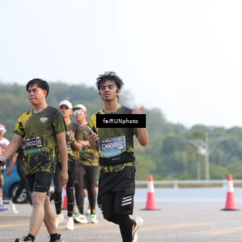 Runner Photo 6542239