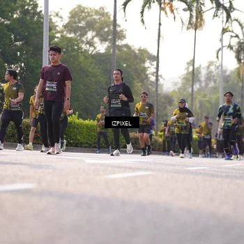 Runner Photo 6542251