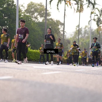 Runner Photo 6542253