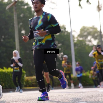 Runner Photo 6542272