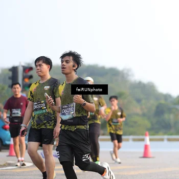 Runner Photo 6542289