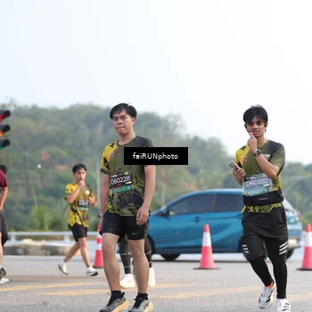 Runner Photo 6542293