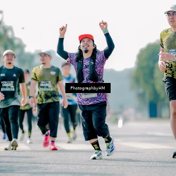 Runner Photo 6542312