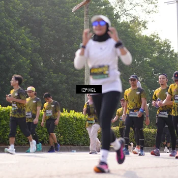 Runner Photo 6542329