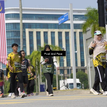 Runner Photo 6542335