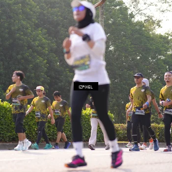 Runner Photo 6542336