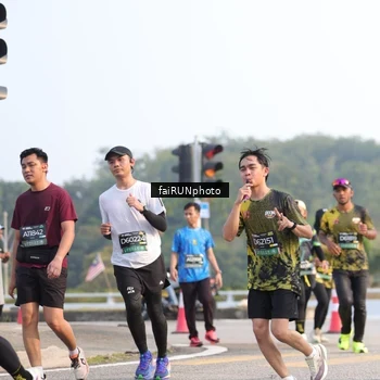 Runner Photo 6542365