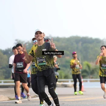 Runner Photo 6542367