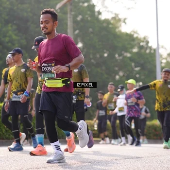 Runner Photo 6542368