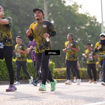 Runner Photo 6542385