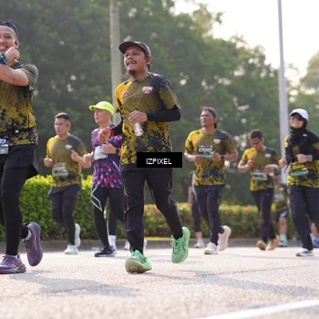Runner Photo 6542386