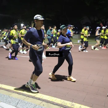 Runner Photo 6542395