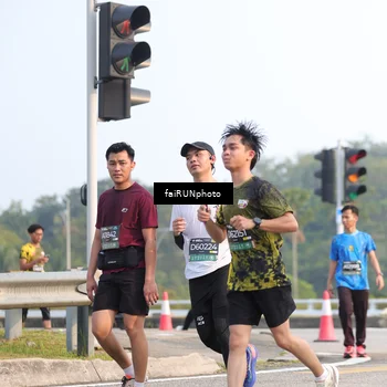 Runner Photo 6542424
