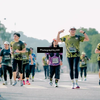 Runner Photo 6542438