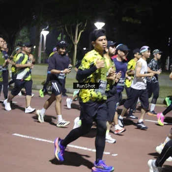 Runner Photo 6542440