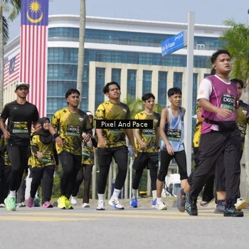 Runner Photo 6542448