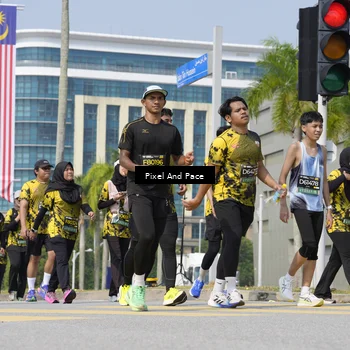 Runner Photo 6542469