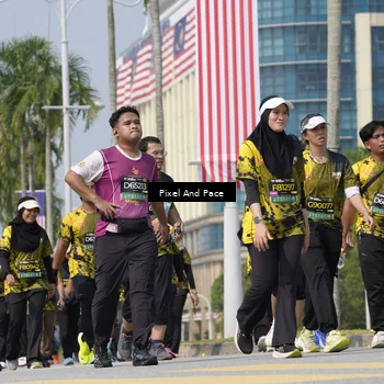 Runner Photo 6542480