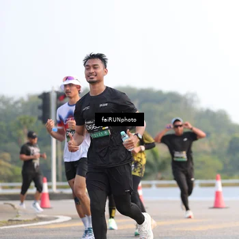 Runner Photo 6542502