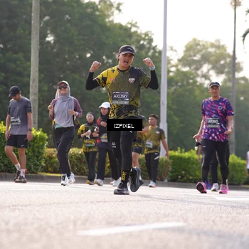 Runner Photo 6542507