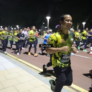 Runner Photo 6542515