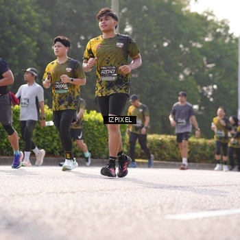 Runner Photo 6542519