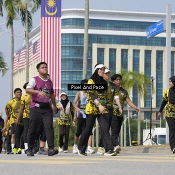 Runner Photo 6542522