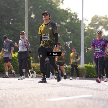 Runner Photo 6542523