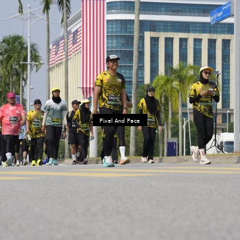 Runner Photo 6542566