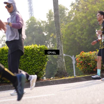 Runner Photo 6542570