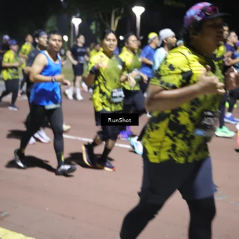 Runner Photo 6542585