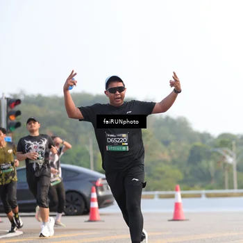 Runner Photo 6542593