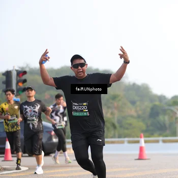 Runner Photo 6542598