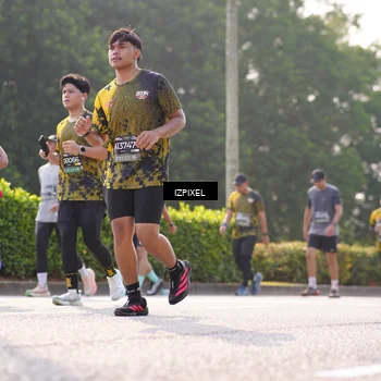 Runner Photo 6542605