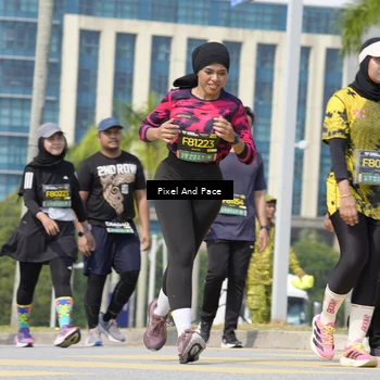 Runner Photo 6542633