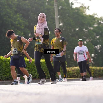 Runner Photo 6542636