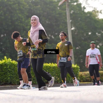 Runner Photo 6542645