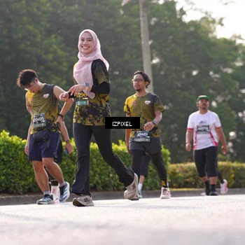Runner Photo 6542660