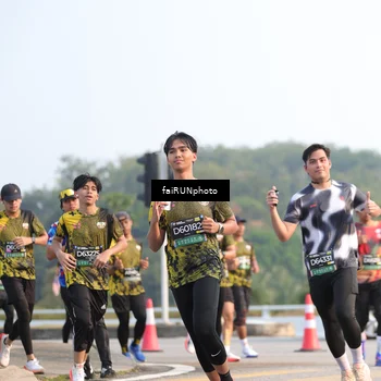 Runner Photo 6542673