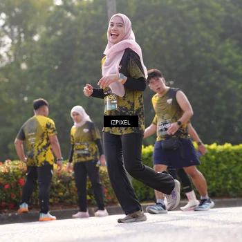 Runner Photo 6542675