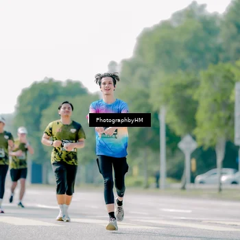Runner Photo 6542680