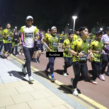 Runner Photo 6542691