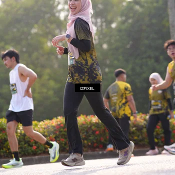 Runner Photo 6542698