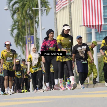 Runner Photo 6542705